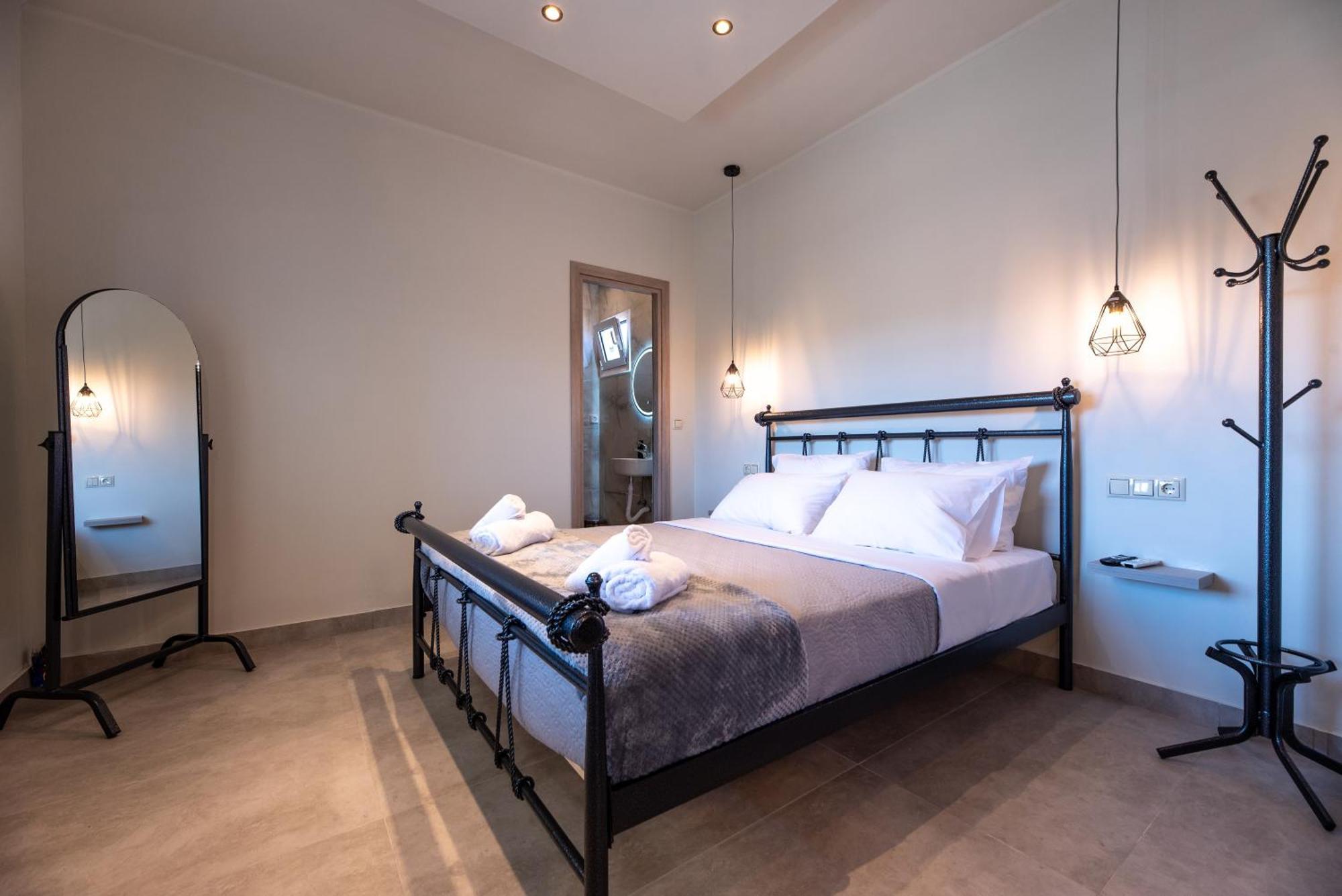 Demi'S Apartments Near Athen'S Airport Artemida  Ngoại thất bức ảnh