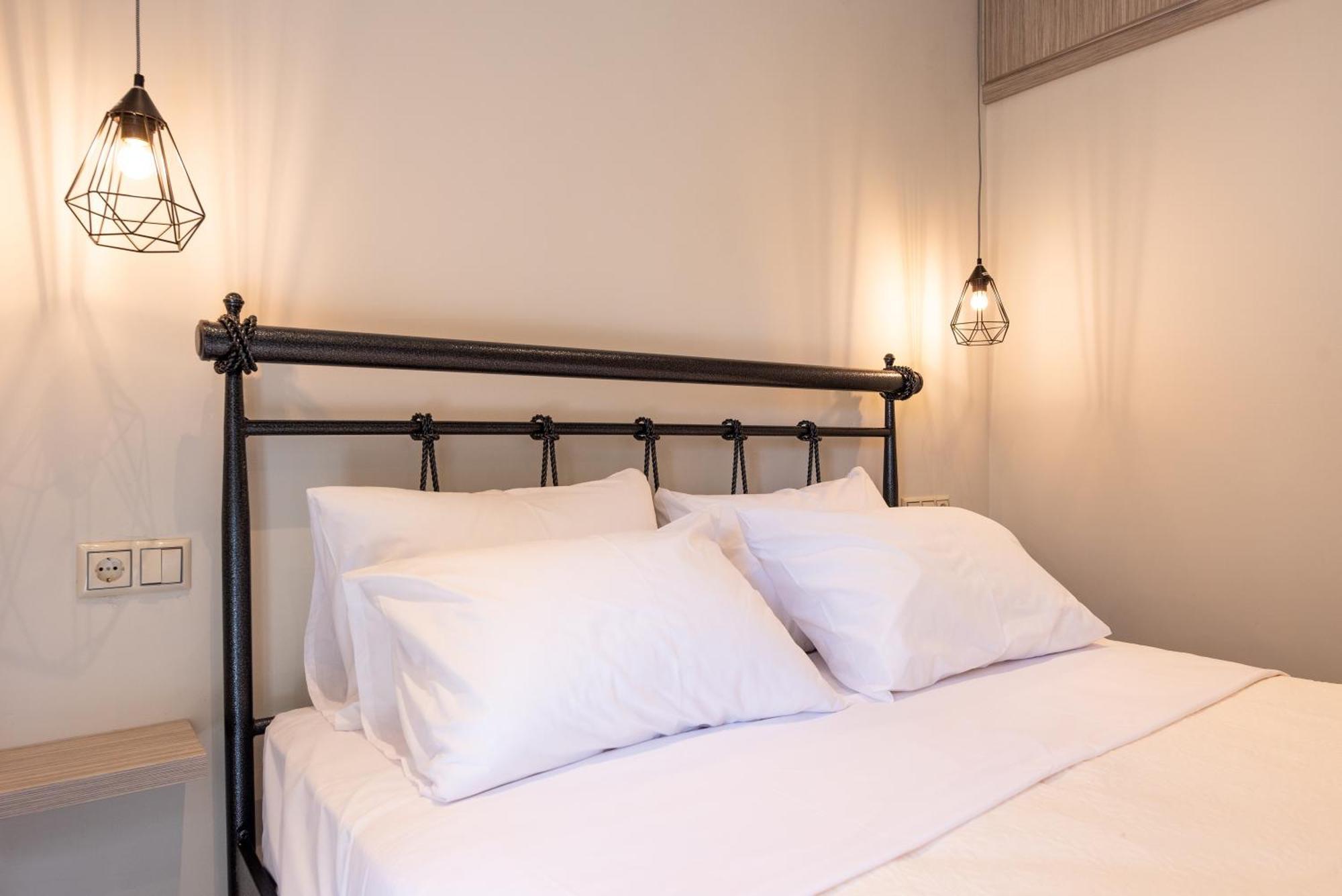 Demi'S Apartments Near Athen'S Airport Artemida  Ngoại thất bức ảnh
