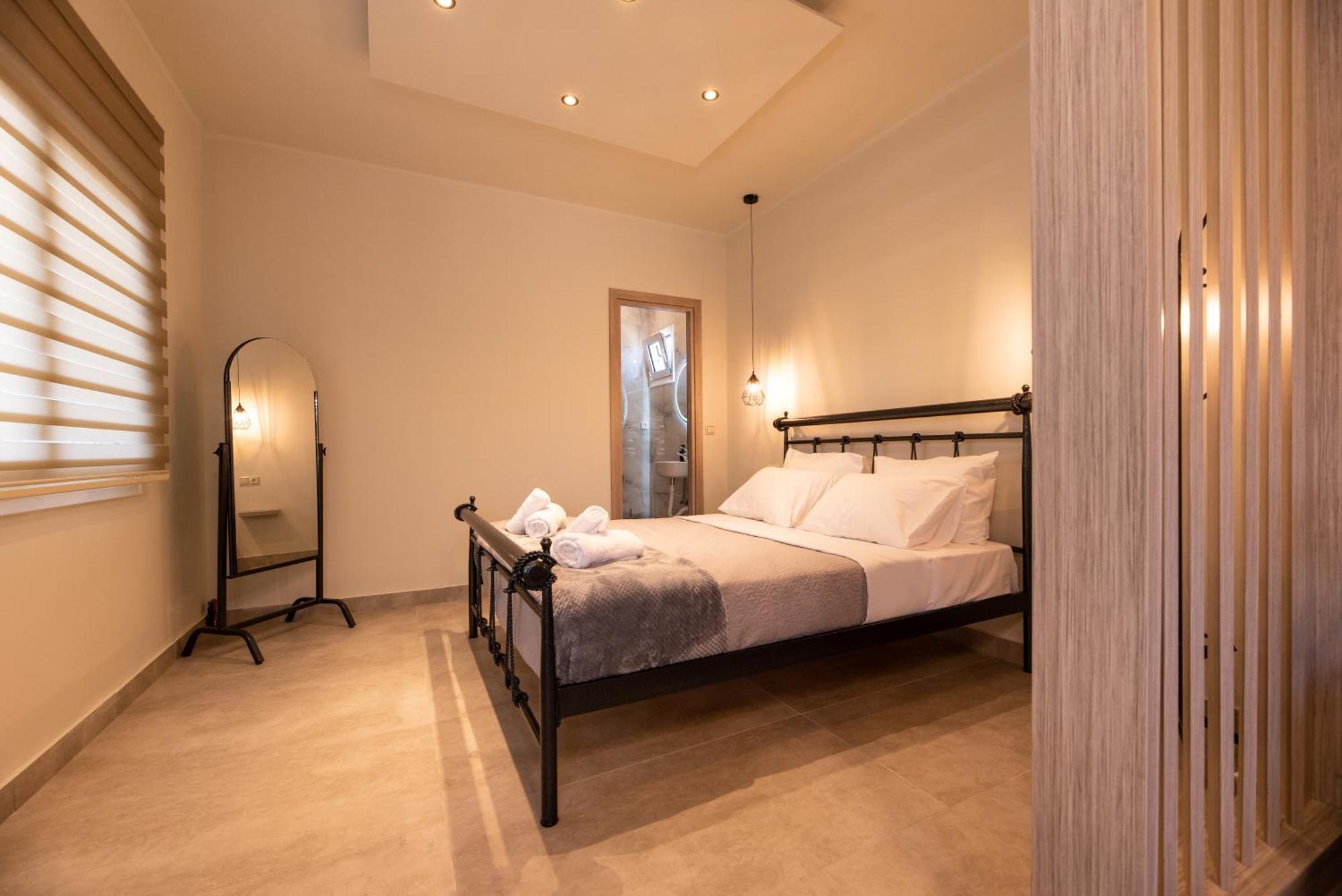 Demi'S Apartments Near Athen'S Airport Artemida  Ngoại thất bức ảnh